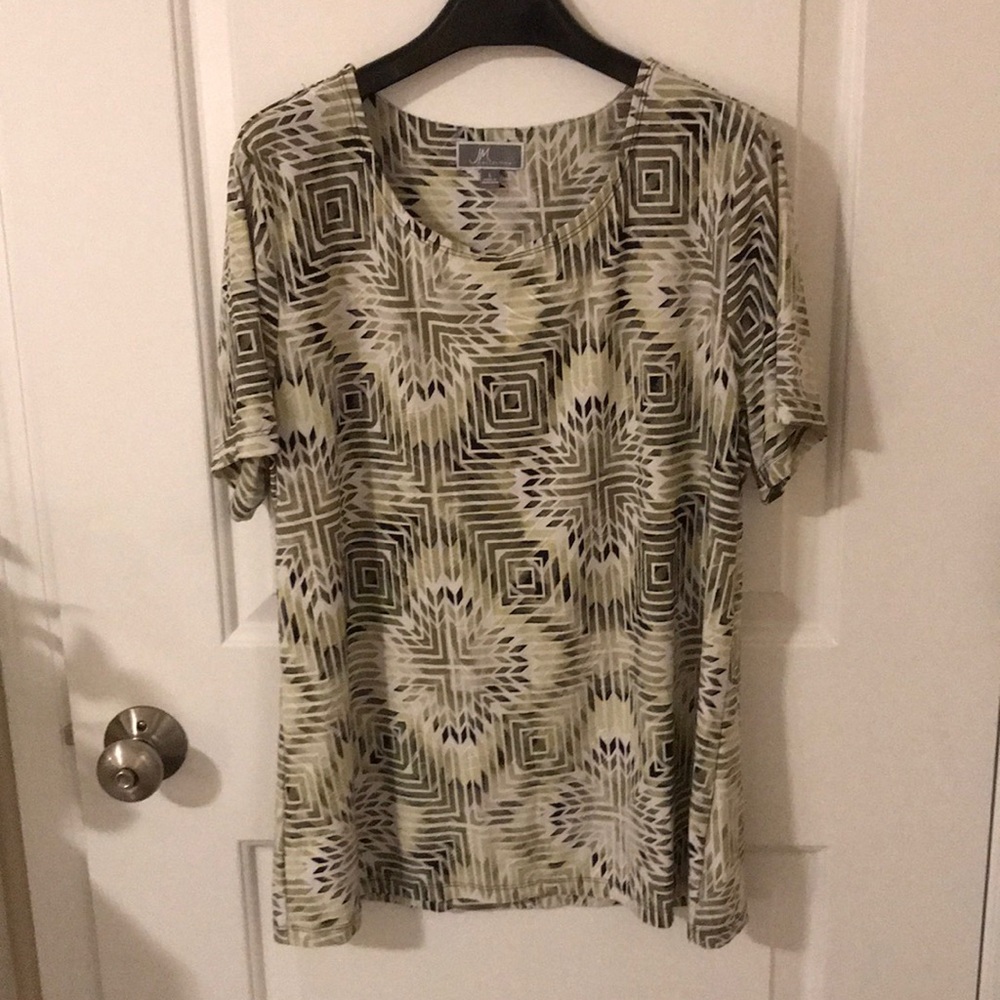 JM Collection top, size L, very soft
